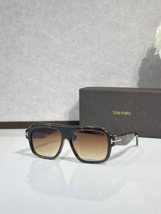 Picture of Tom Ford Sunglasses _SKUfw77361727fw